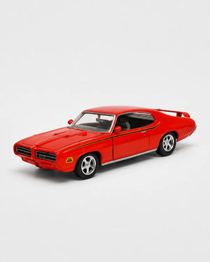 1969 Pontiac GTO Judge 1:24 Nostaljik Metal Araba
