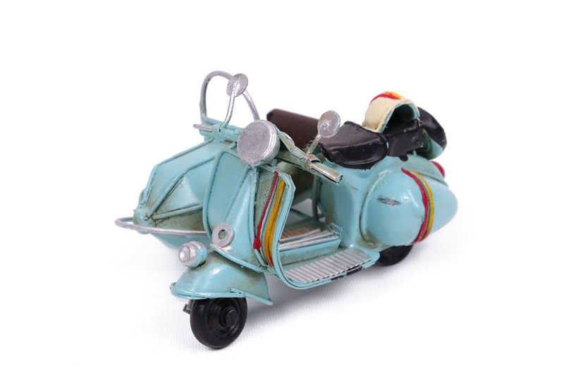 Dekoratif Metal Scooter Büyük Sepetli
