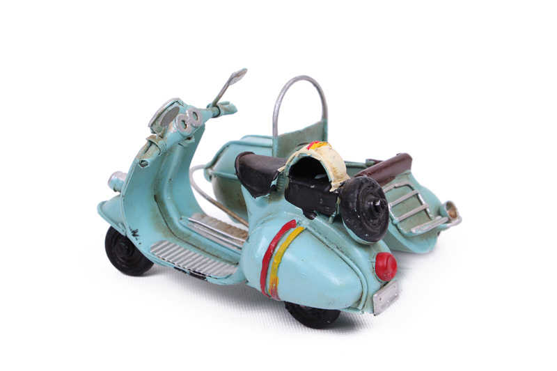 Dekoratif Metal Scooter Büyük Sepetli